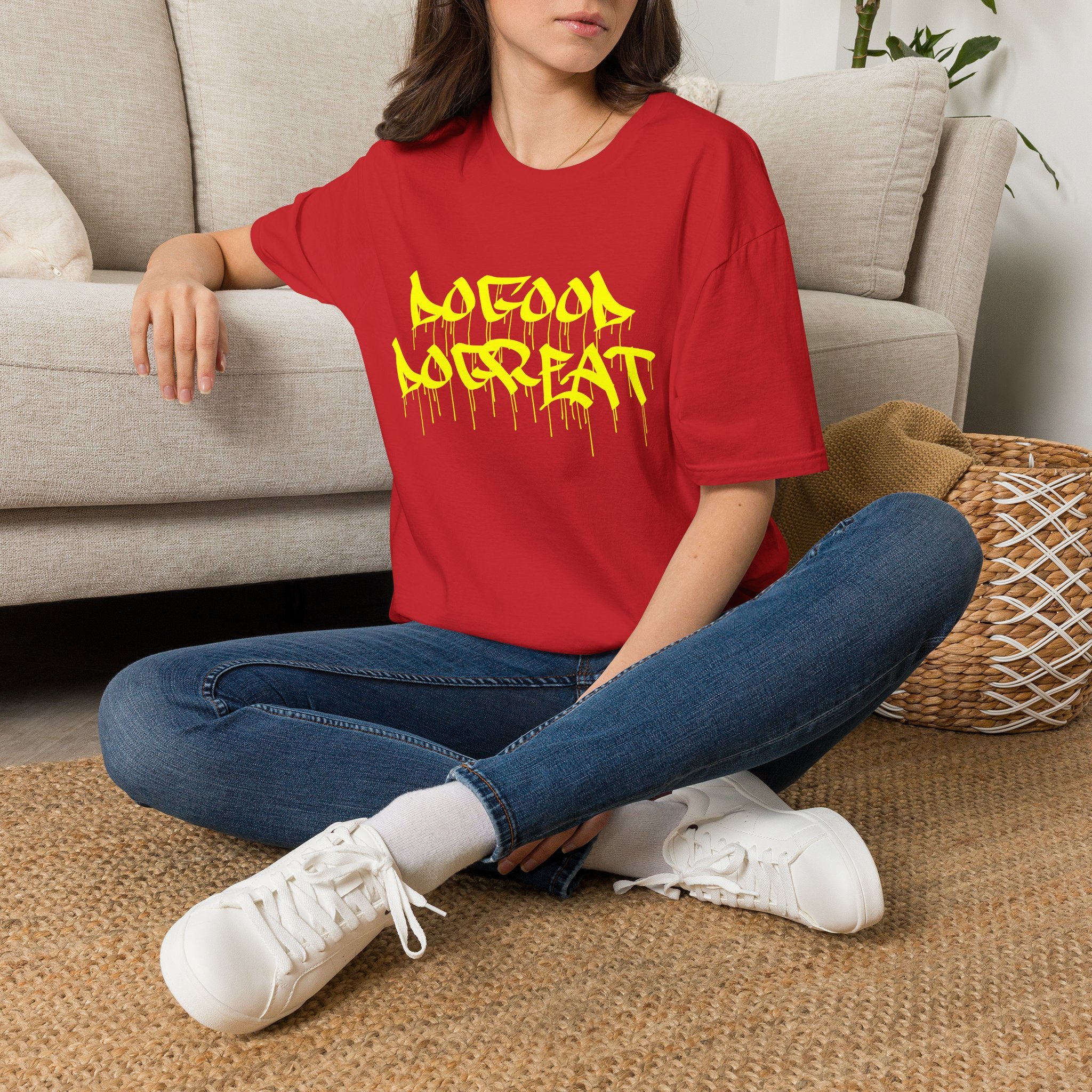 Graphic Tee — Bold Yellow Drip 'Do Good, Do Great' Streetwear T-Shirt